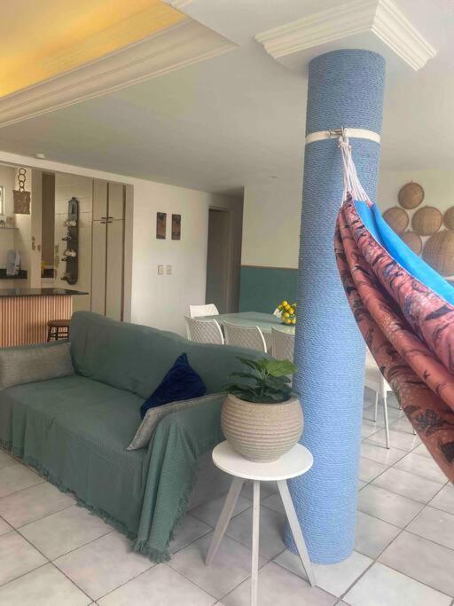 Apartamento Com Tres